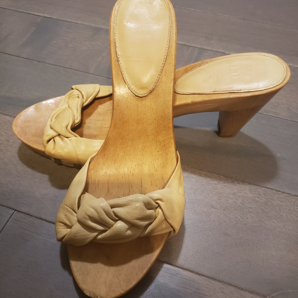 Frye wooden slides, Size 8M